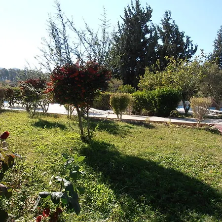 Loutanis Hotel